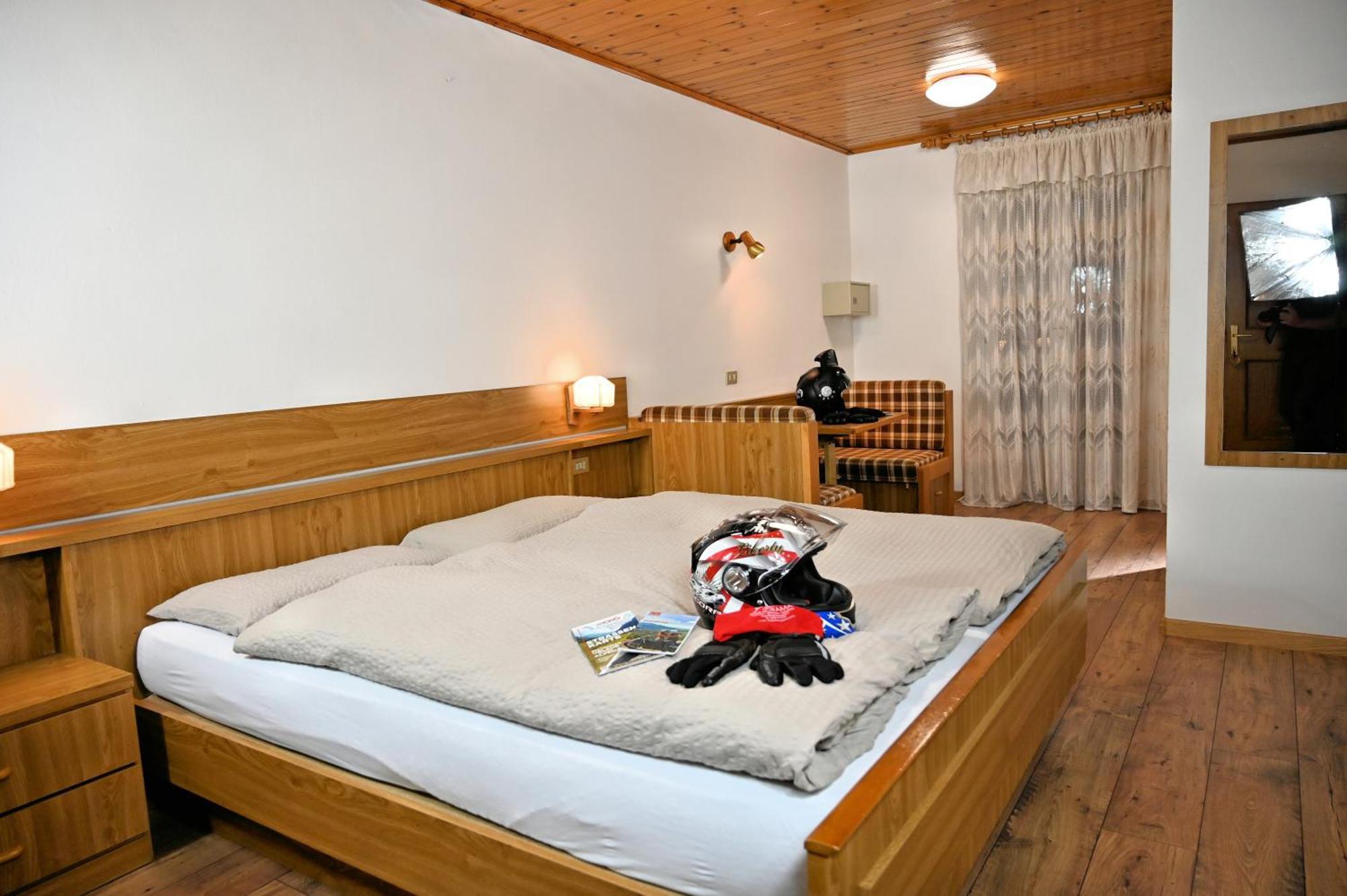 Albergo Panorama Panchià Esterno foto