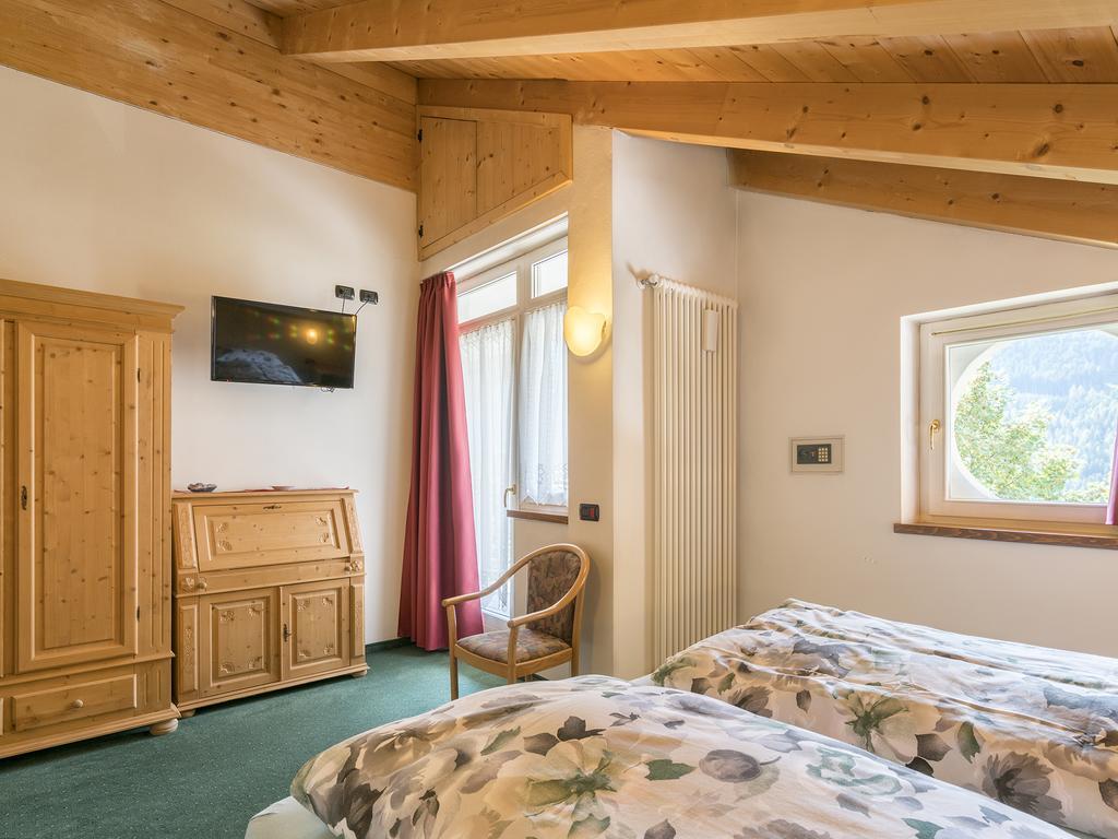Albergo Panorama Panchià Esterno foto